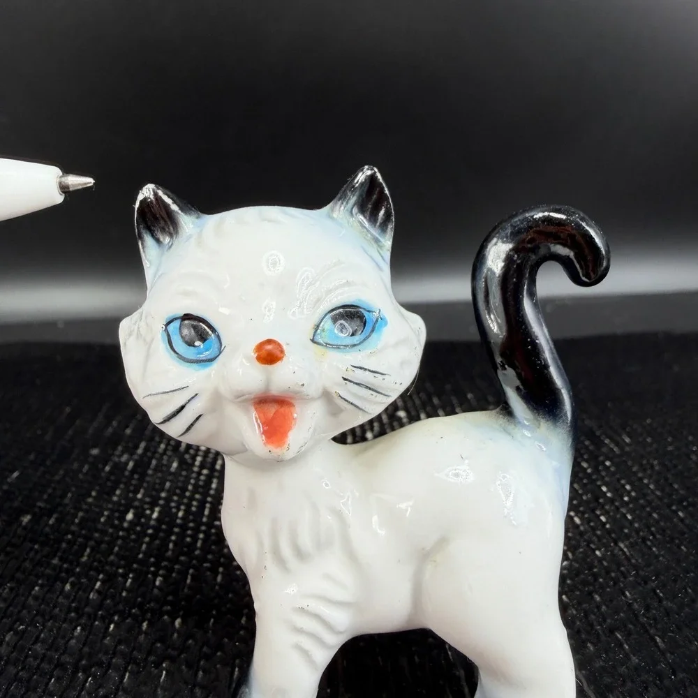 Vintage Ceramic Kitten Figurine Blue Eyes‎ Black Tail White Cat Miniature 2 inch